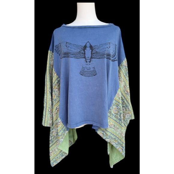 Blue Velvet L/XL Blue Bird Graphic Tee w/ Kantha Patchwork Poncho Sleeves - Picture 1 of 10